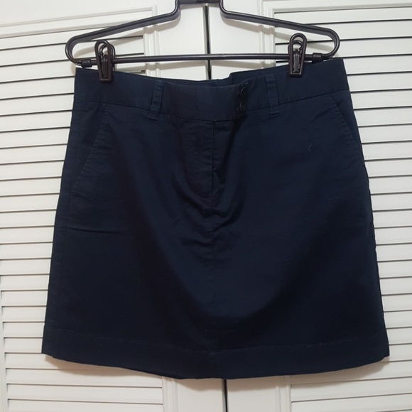 Vineyard Vines Dresses & Skirts - Vineyard Vines Navy Mini Skirt